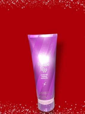 Victoria's Secret Festive Fizz Body Gel - Purple